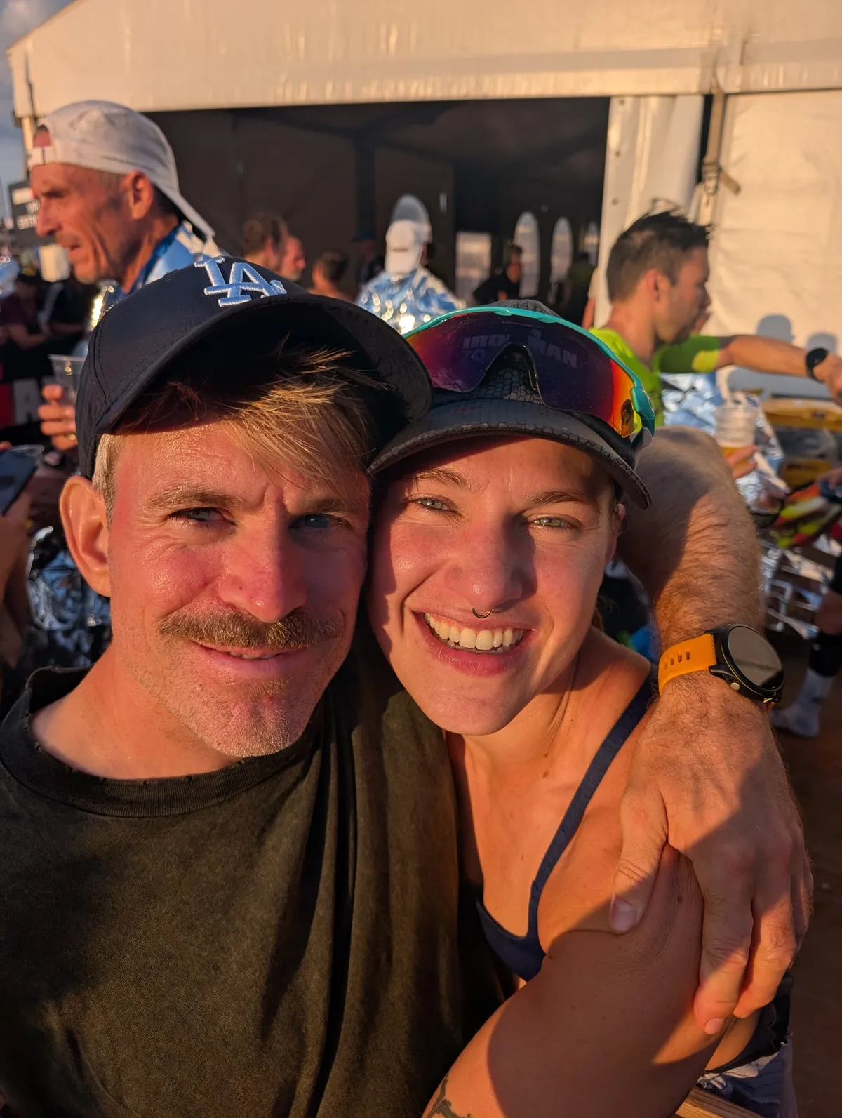 Cervia Swim Exit — lachend aus dem Meer